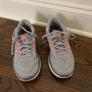 Nike Flex 2017 Running shoes